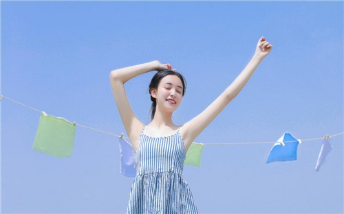 茄子香蕉黄瓜秋葵绿巨人草莓无限看：全能免费观看直播软件(免费茄子香蕉榴莲草莓丝瓜向日葵小猪)